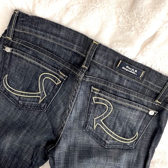 NWOT • ROCK & REPUBLIC “KIEDIS” Jeans - Picture 3 of 7